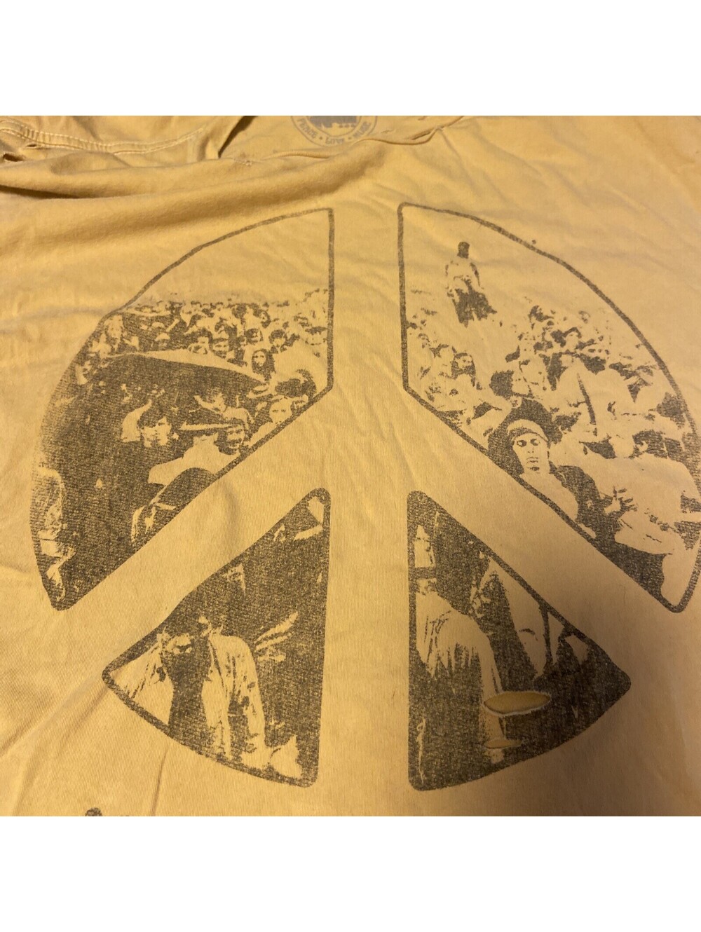 Goodie Two Sleeves Woodstock ‘69 T shirt distressed Size S Yellow - Picture 5 of 9